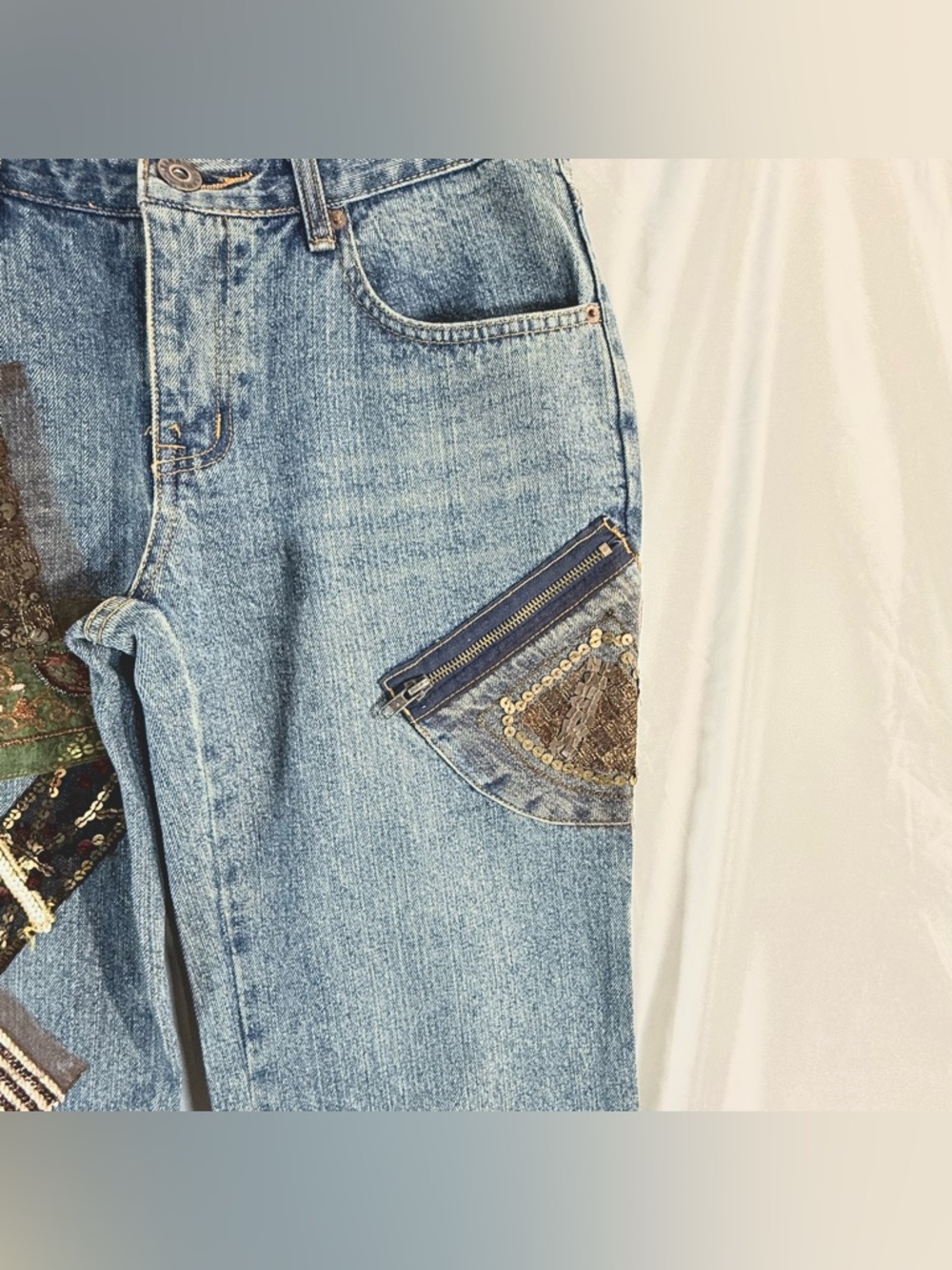Etoile Rare One Of A Kind Straight Leg Mid Rise Embellished Jeans With Patches - Picture 4 of 10